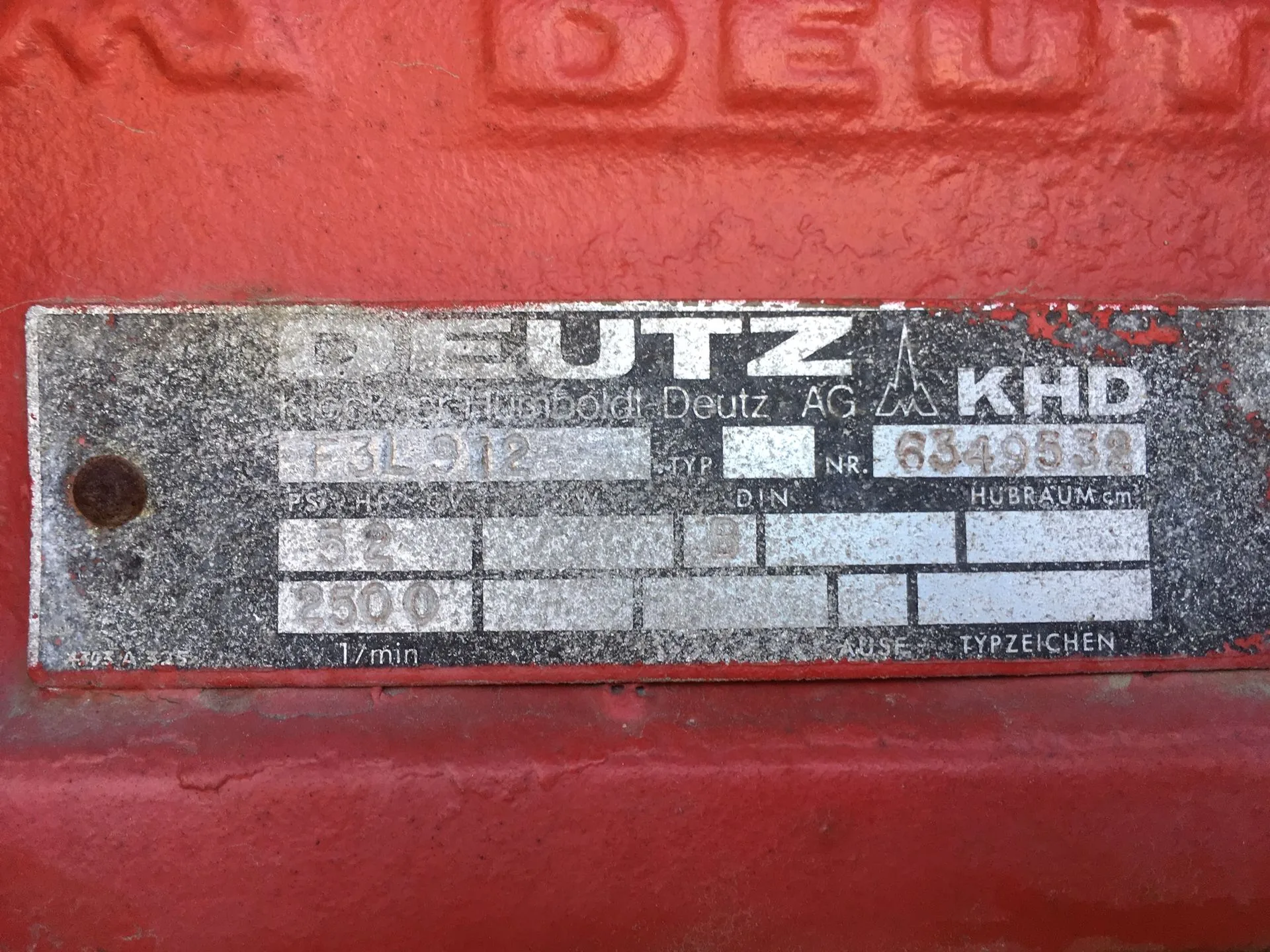 1981 International F5070 6x6 Cab & Chassis / Line Puller Truck