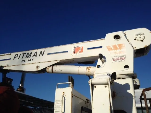1990 Freightliner Tandem/Tandem Picker Truck