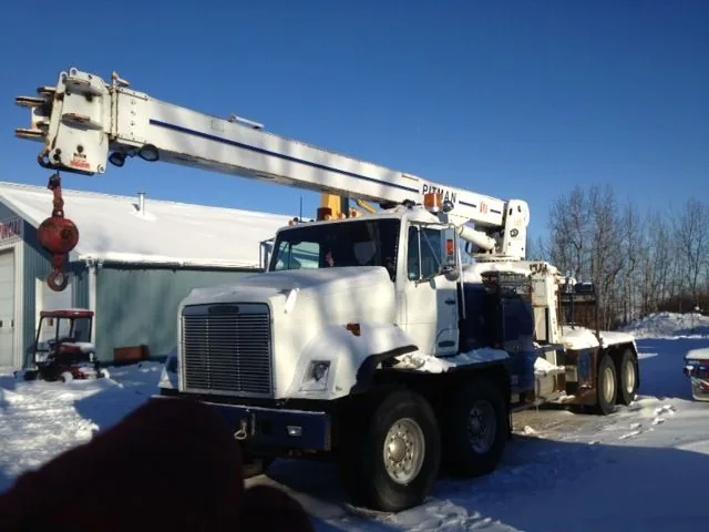 1990 Freightliner Tandem/Tandem Picker Truck