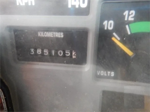 1992 International 2674 T/A Bucket Truck