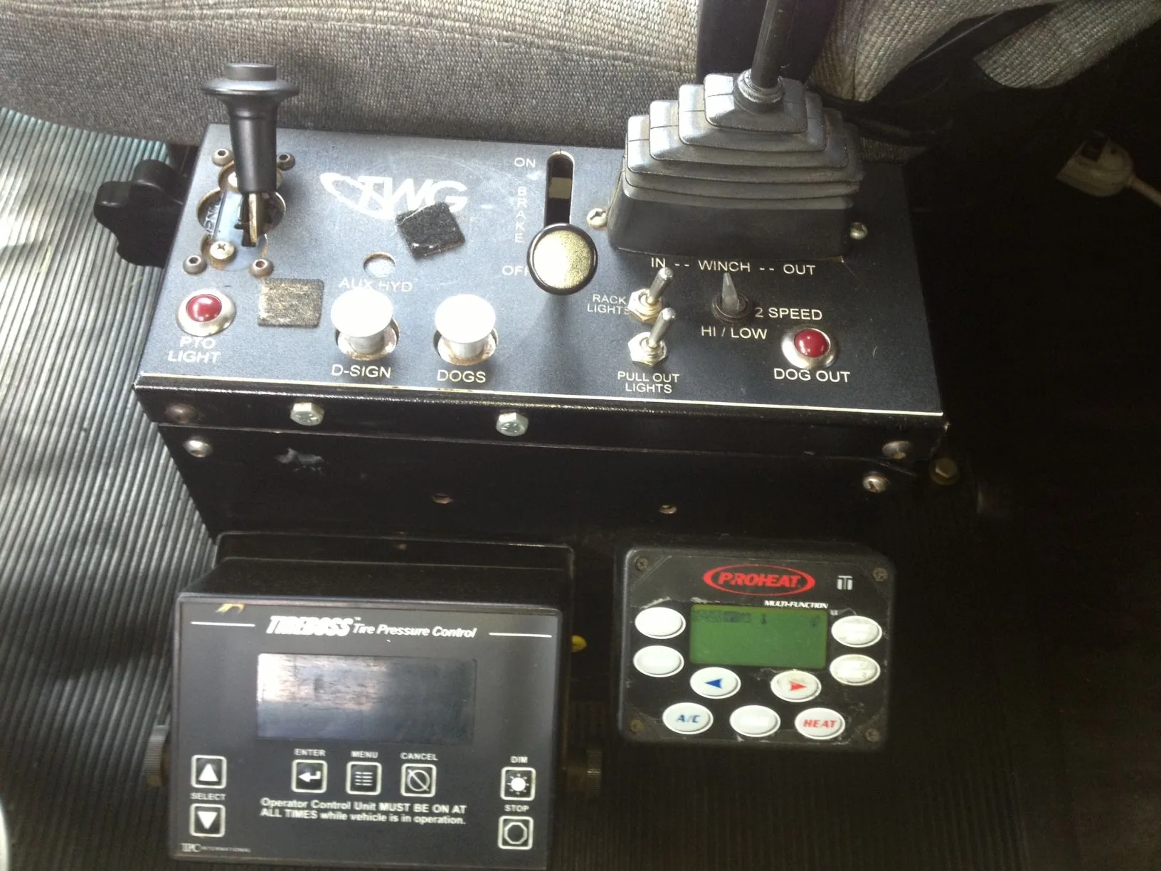 2006 Western Star 4900SA T/A Sleeper Planetary Winch Tractor