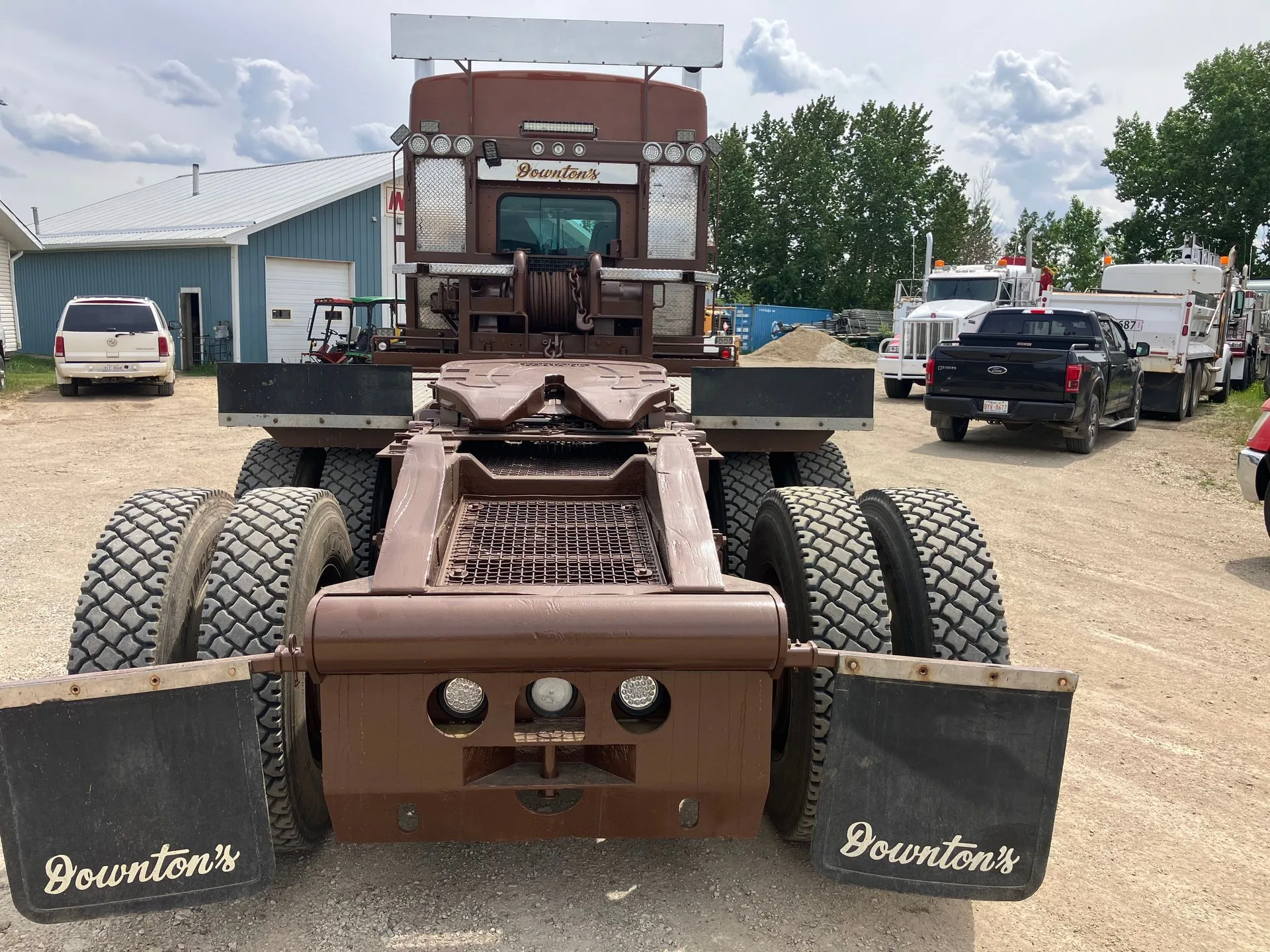2011 Kenworth T800 8x6 Sleeper Winch Truck