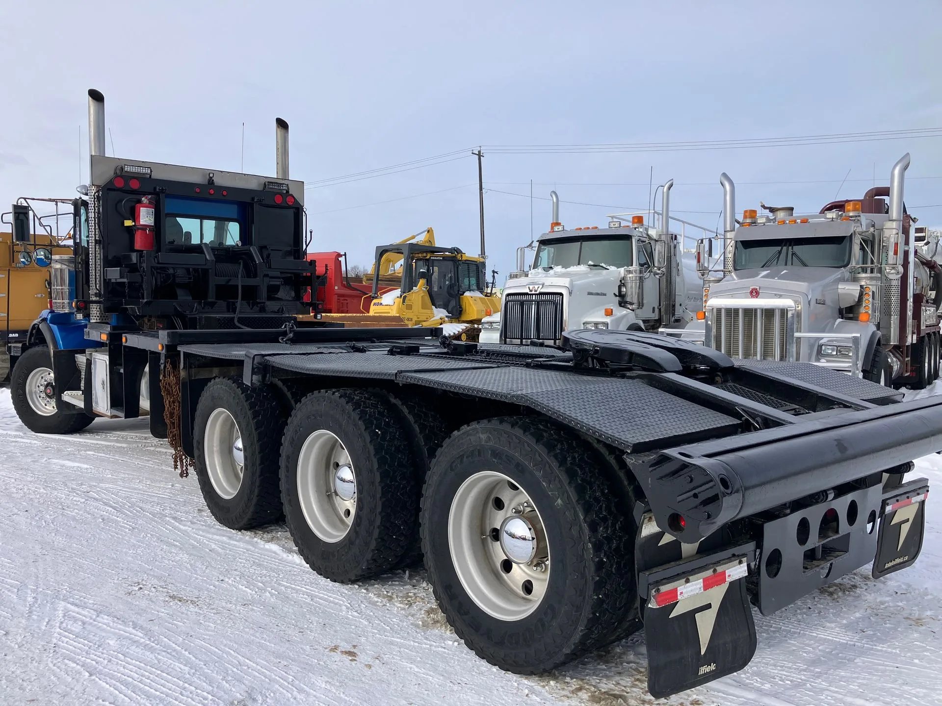 2012 Kenworth C500 Tri Drive 8x6 Winch Truck