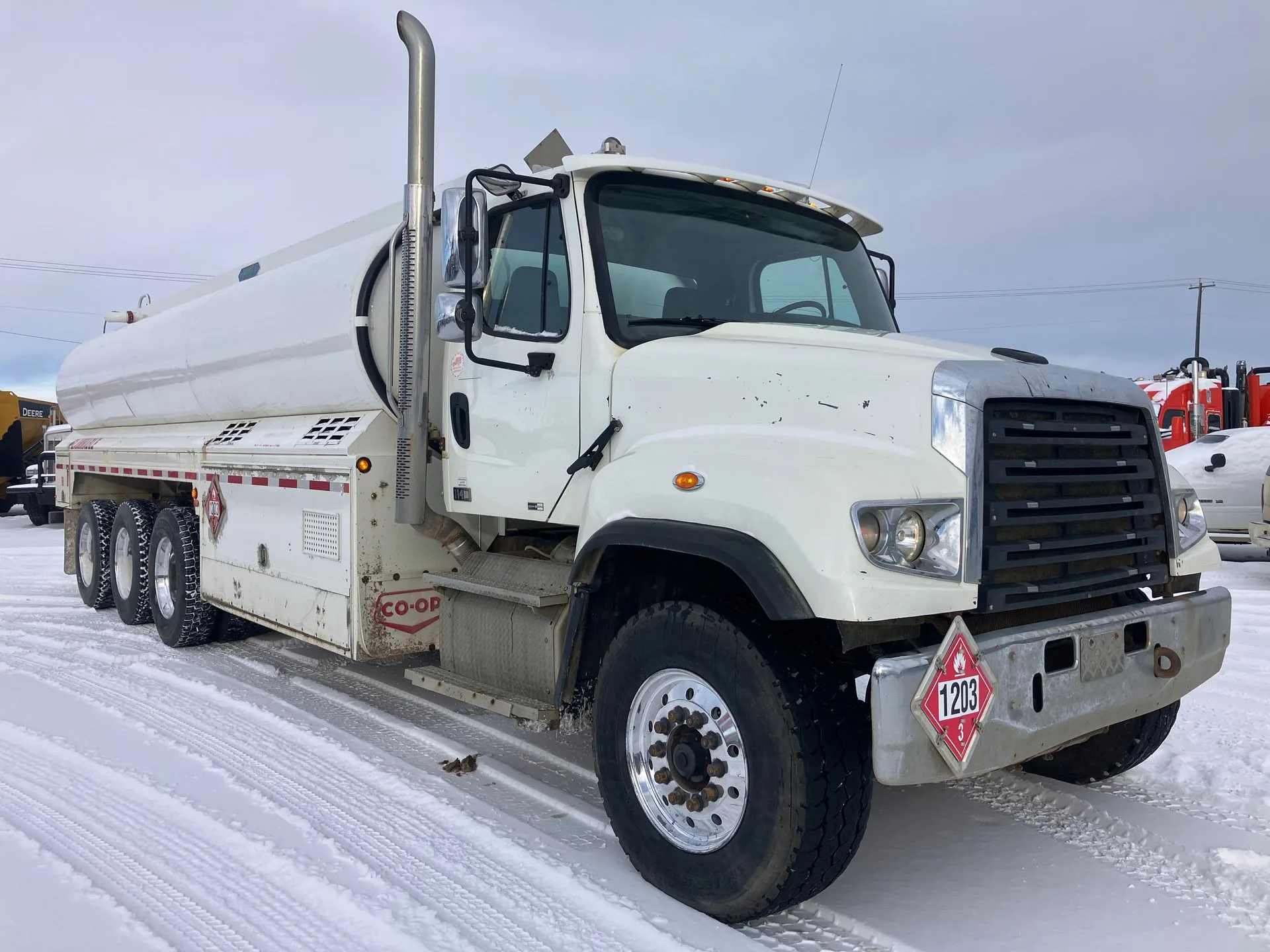 2013 Freightliner 114SD 8x6 Tri Drive Fuel Truck