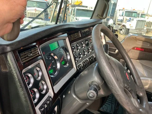 2013 Kenworth C500 Sleeper Boom Truck