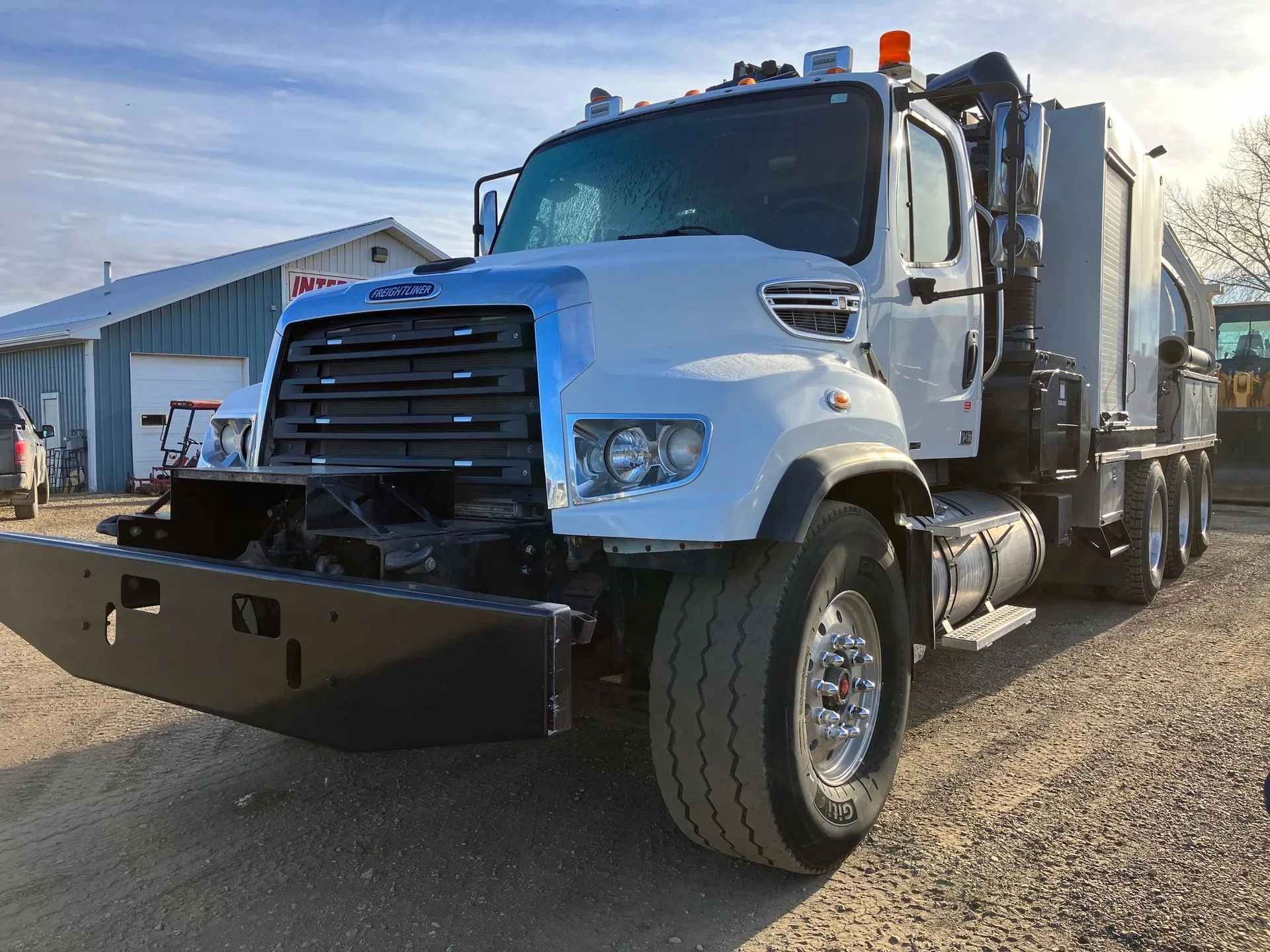 2015 Freightliner 114SD Tri Drive Hydro Vacuum Truck
