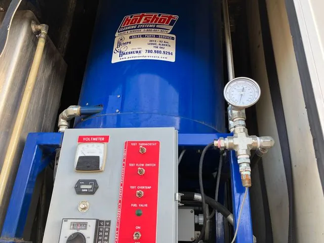 2015 Freightliner 114SD Tri Drive Hydro Vacuum Truck