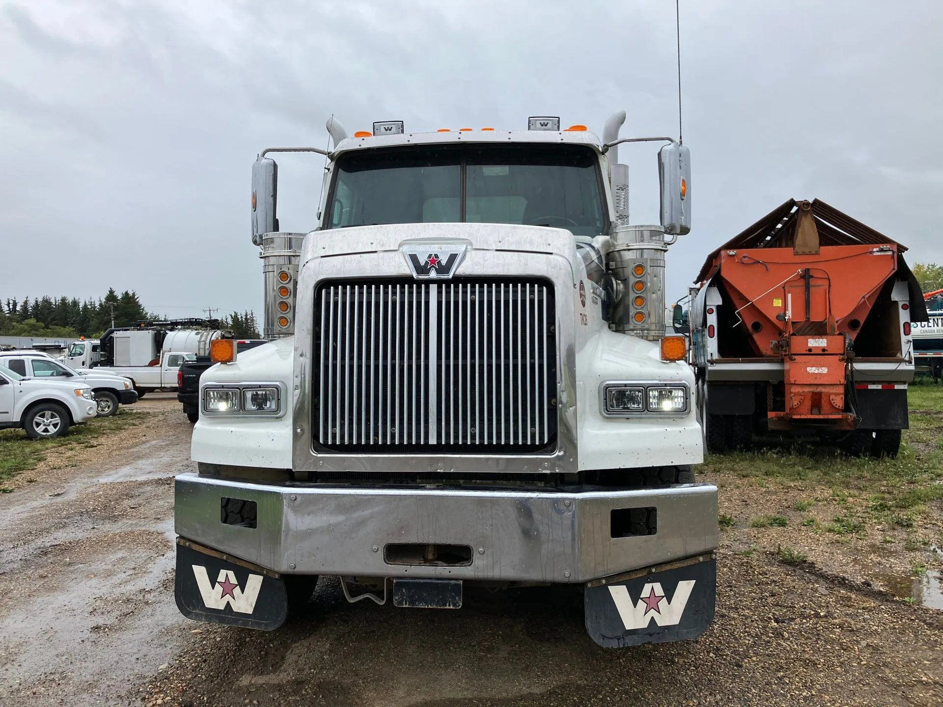 2015 Western Star 4900SA Tri Drive Dump Truck