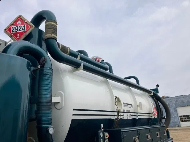 2015 Western Star 4900SA Tri Drive Sleeper Combo Vac