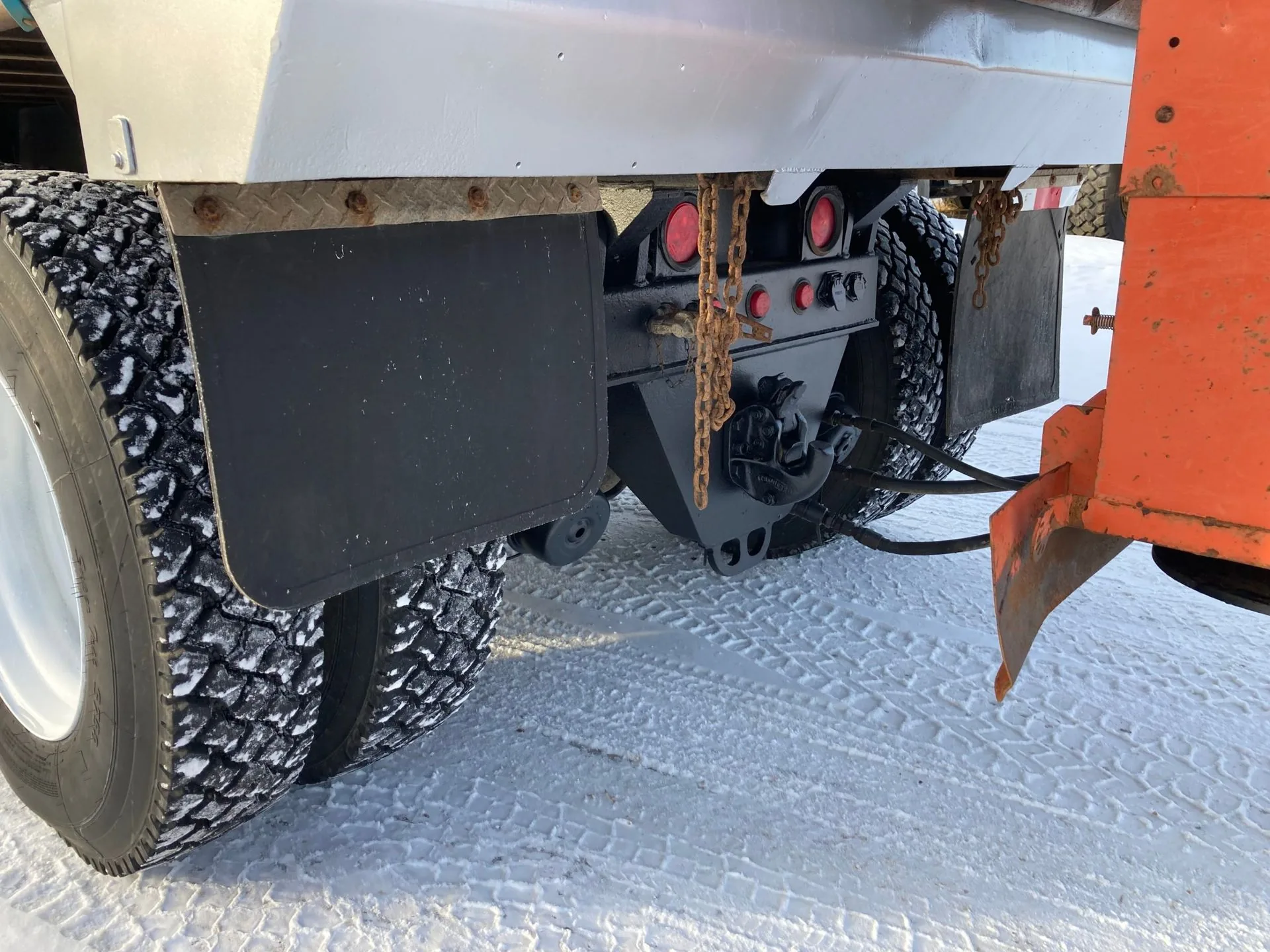 2016 Caterpillar CT681SG T/A Dump/Plow/Sander Truck