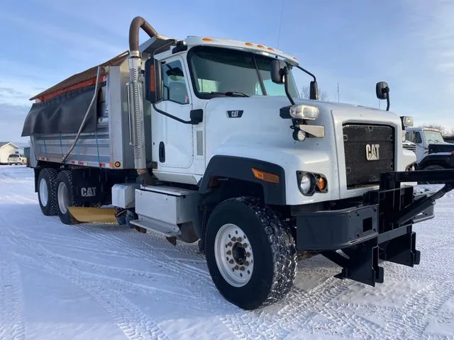 2016 Caterpillar CT681SG T/A Dump/Plow/Sander Truck