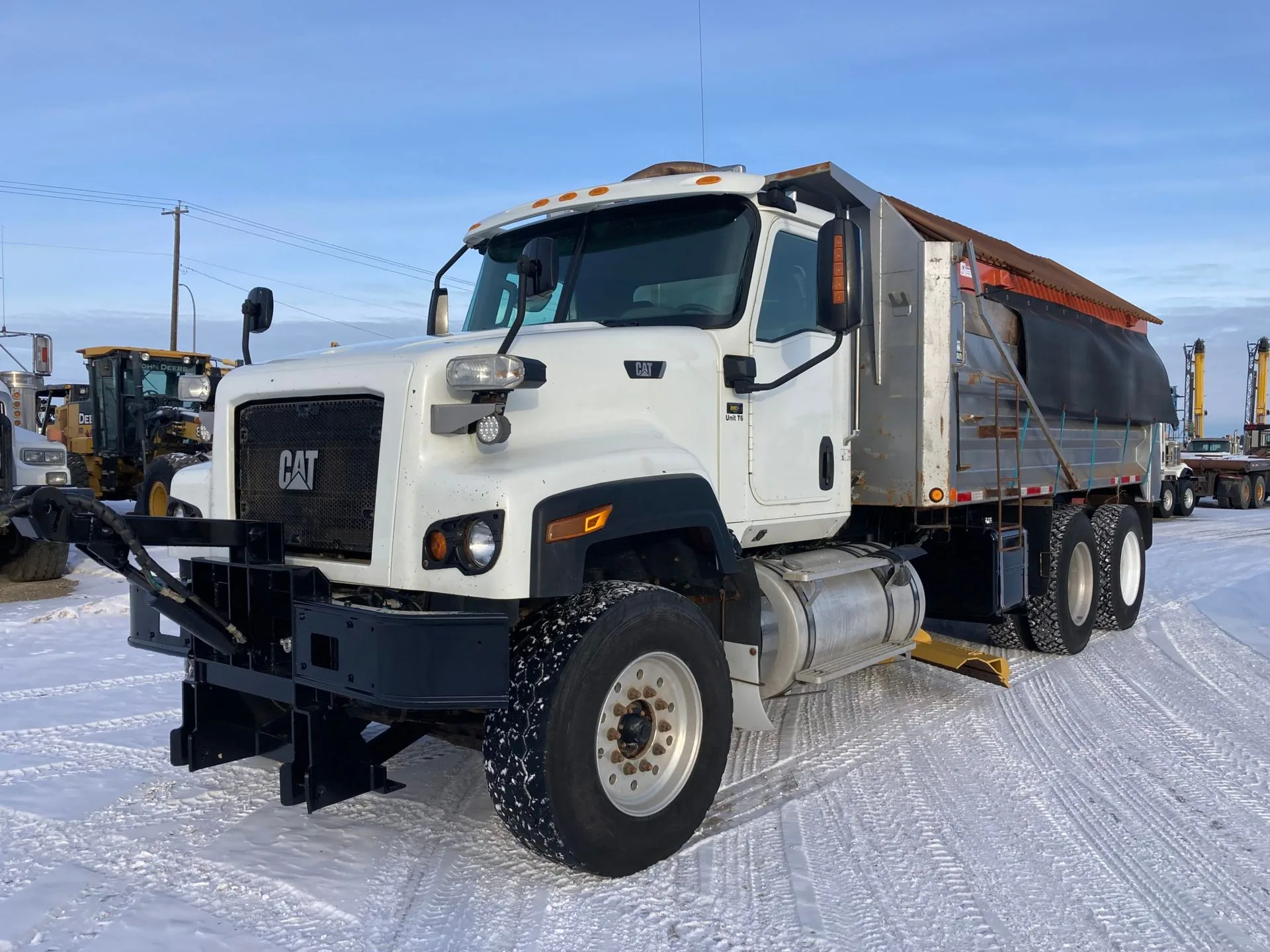 2016 Kenworth T370 6x4 T/A Dump Truck