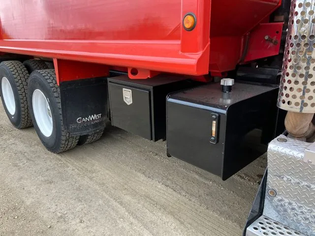 2016 Kenworth T370 6x4 T/A Dump Truck